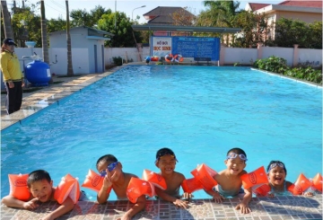 Hình ảnh về Hồ bơi học đường tại Việt Nam hiện nay
